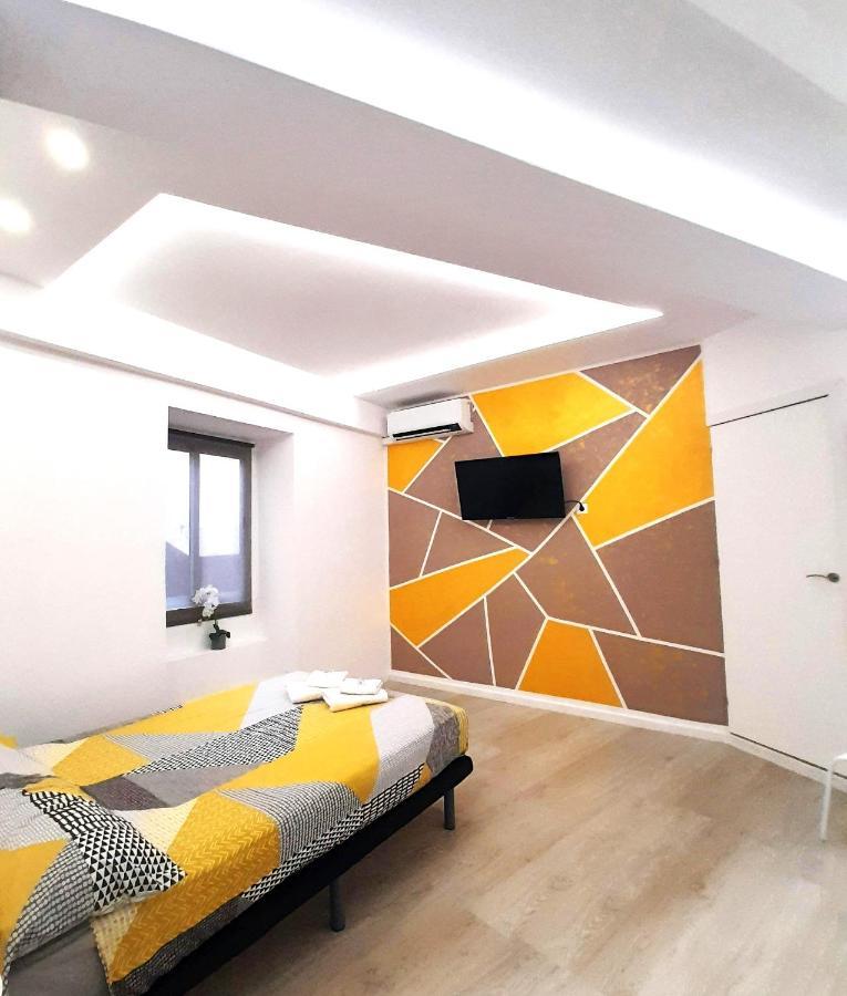 Fantastic 2 Bedrooms, Just 20 Meters From Ocean Плая де лас Америкас Екстериор снимка